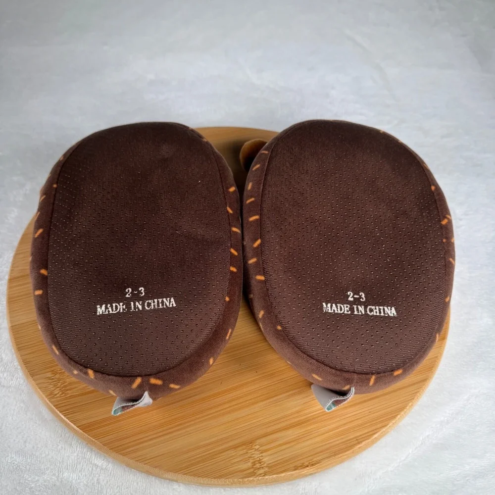 Squishmallows Brown Hedgehog Plush Slippers Kids 2-3‎ Cozy Cute Character